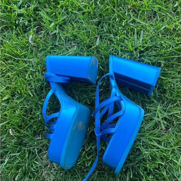 Beutiful - Picture 4 of 9